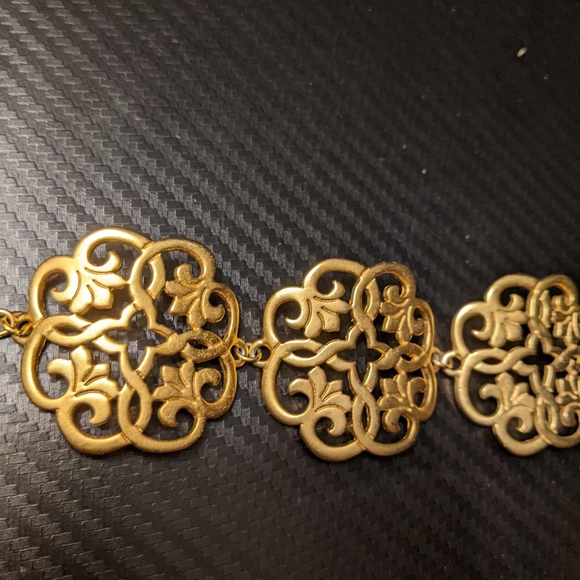 Foxy Filigree Bracelet - Picture 2 of 4